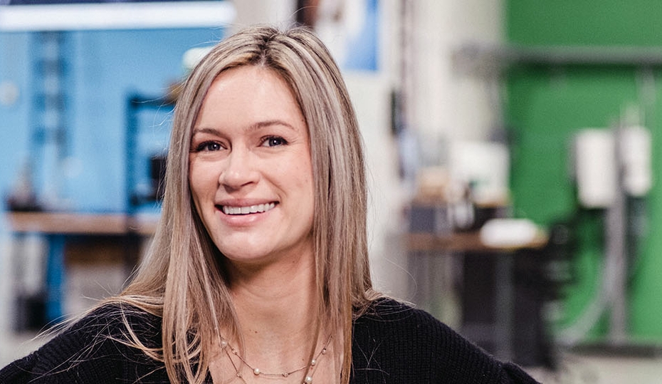 Laurel Meeks helps add batteries for a more resilient energy grid