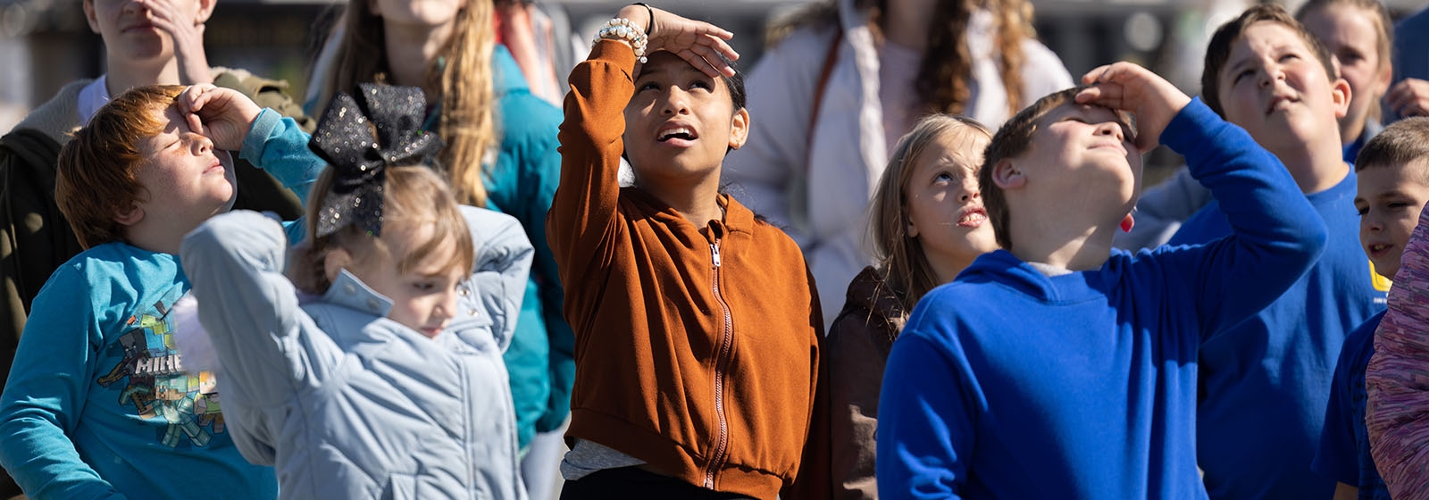 Lineworkers show students the ABCs of electrical safety