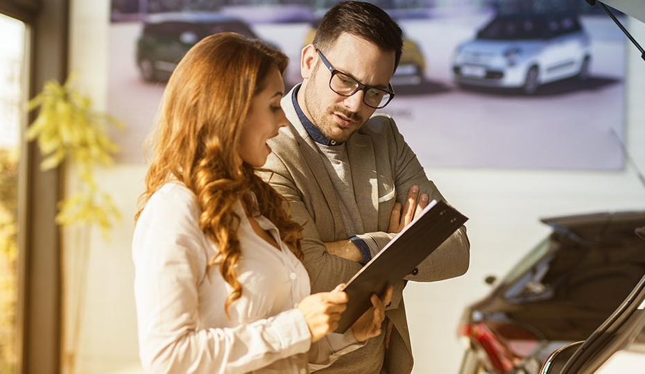 Need help buying an EV? Here's how to navigate the tax credits