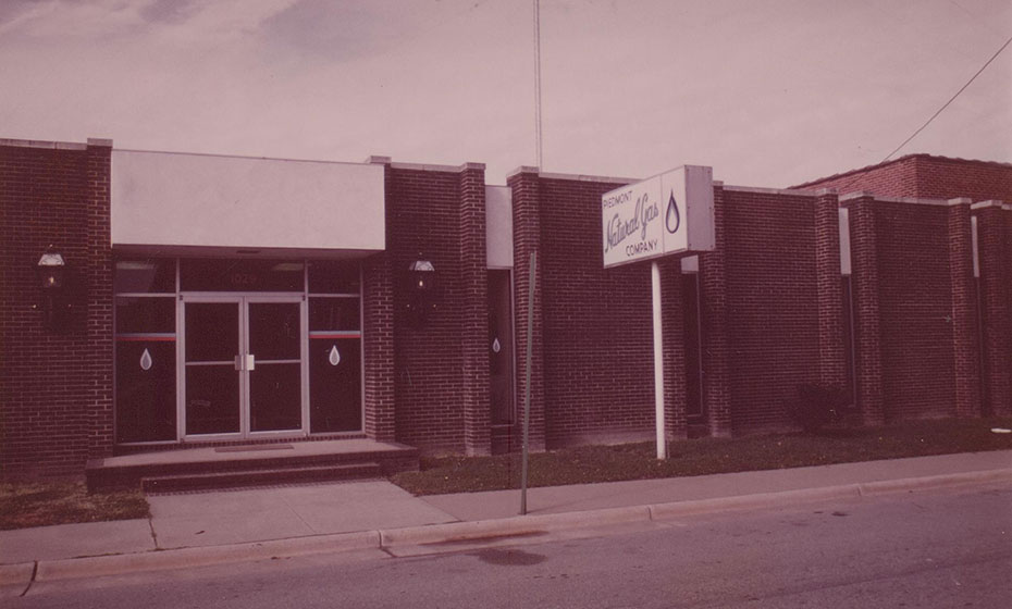 A Piedmont Natural Gas building.