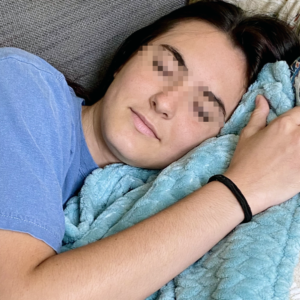 Woman+napping2