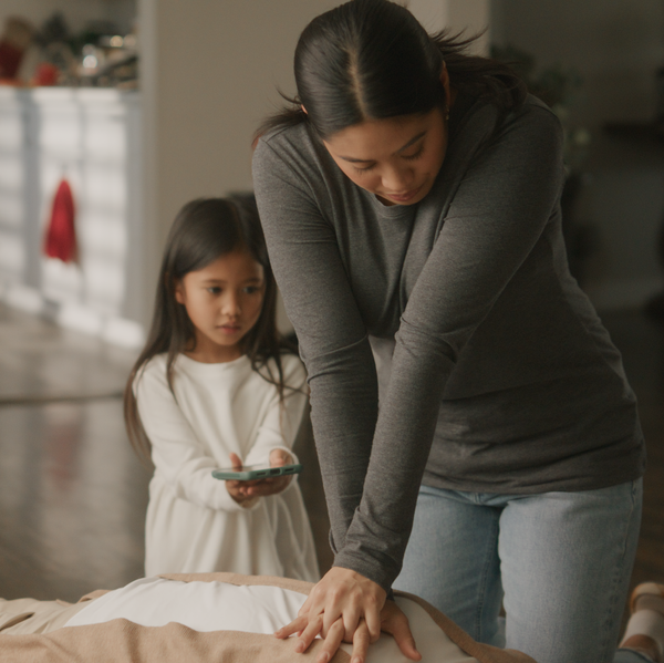 CPR+at+home+reenactment