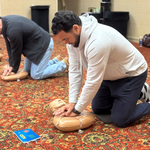 Hands-Only+CPR+training+at+MLB%27s+Winter+Meetings