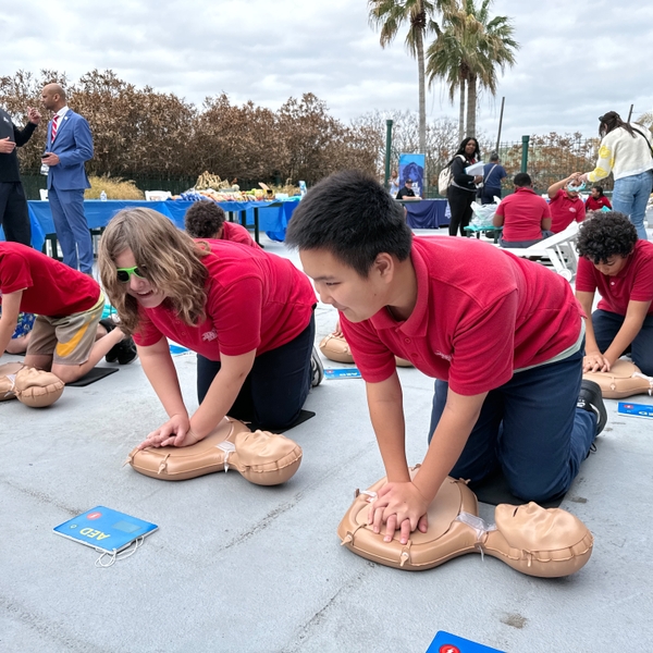Hands-Only+CPR+training+at+swim+safety+event