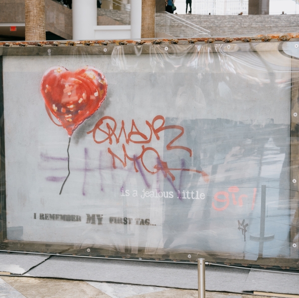 Banksy+famed+warehouse+wall+heart