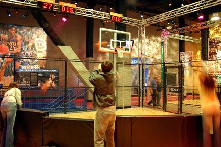 COLLEGE BASKETBALL EXPERIENCE