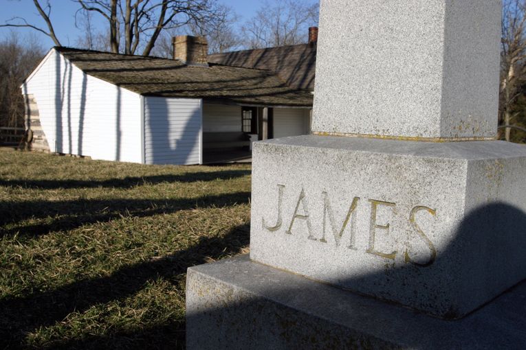 JESSE JAMES FARM HOME, GRAVE AND HOME