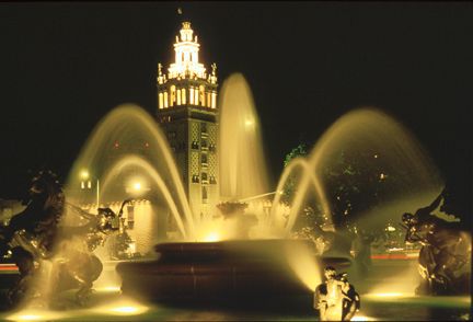 J.C. NICHOLS FOUNTAIN