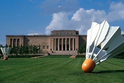 NELSON-ATKINS MUSEUM OF ART, EXTERIOR (SOUTH)