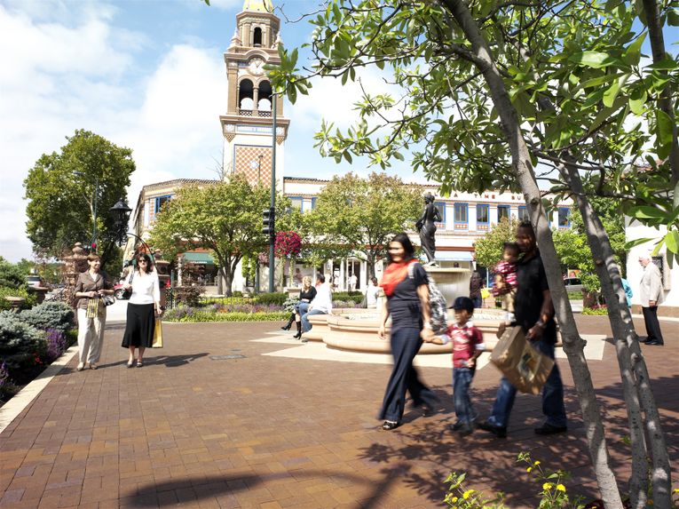 Country Club Plaza