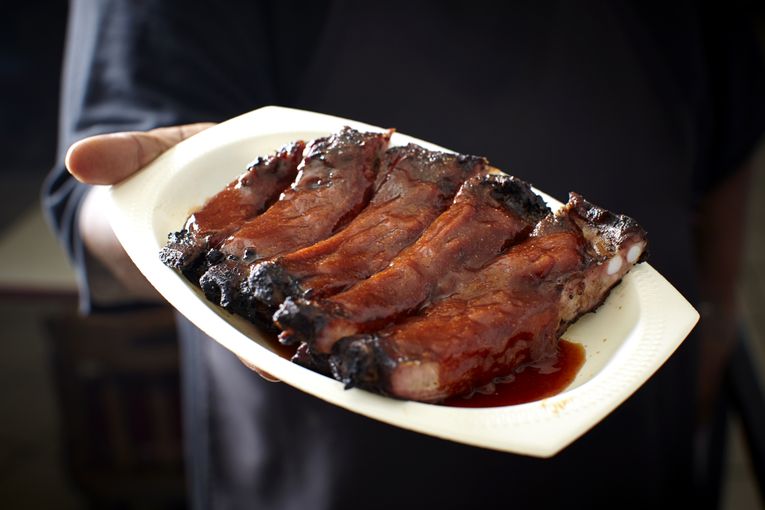 LC's Bar-B-Q