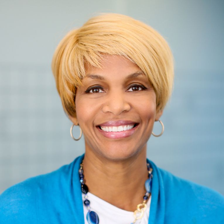 Toni Alexander