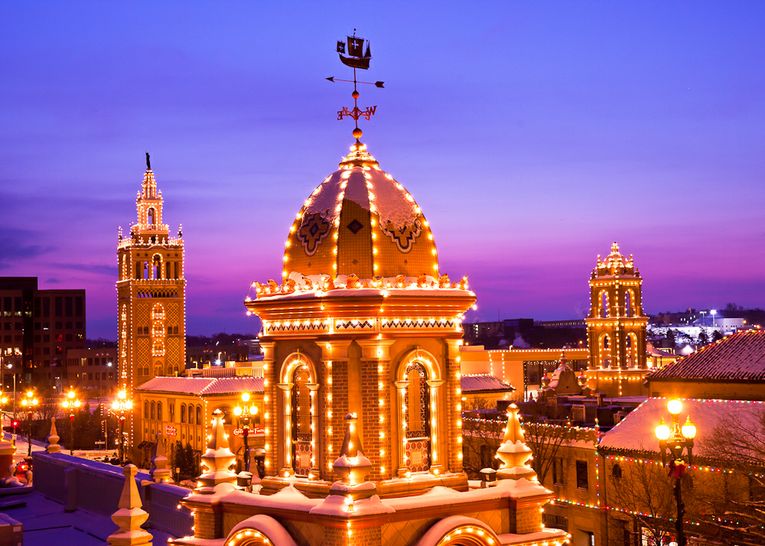 Plaza Lights