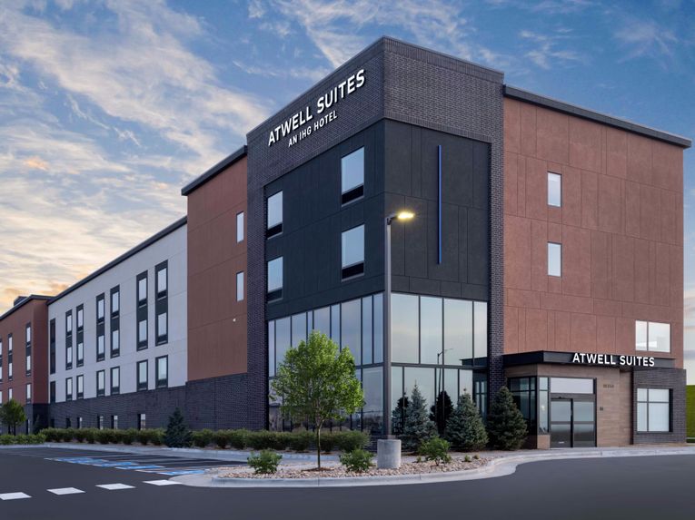 Atwell Suites KCI Airport Hotel