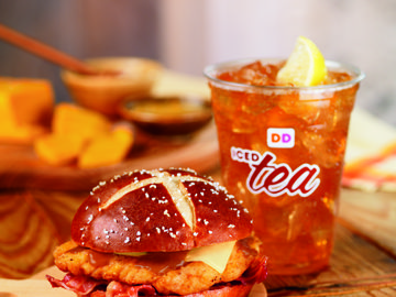 DUNKIN’ DONUTS ROLLS OUT NEW PRETZEL ROLL CHICKEN SANDWICH AND NEW SNACK ‘N GO STEAK WRAP DUNKIN’ DONUTS ROLLS OUT NEW PRETZEL ROLL CHICKEN SANDWICH AND NEW SNACK ‘N GO STEAK WRAP