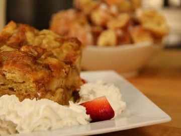 Dunksgiving Desert: Snickerdoodle Croissant Donut Bread Pudding