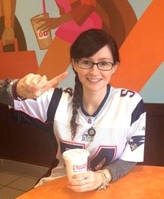 Dunkin’ Donuts sends Patriots Fan to Arizona!