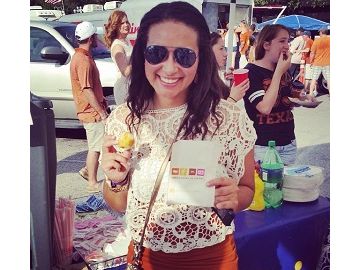 Meet Our BranDD AmbassaDDor: Sela from University of Texas at Austin! Meet Our BranDD AmbassaDDor: Sela from University of Texas at Austin!