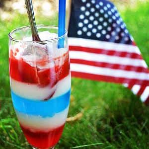 The Ultimate COOLatta 4th of July Dessert: Coolatta Dessert Cups!