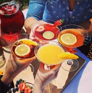 It’s Mar-TEA-ni Monday! Shake It Up With Our 3 Iced Tea Recipes!