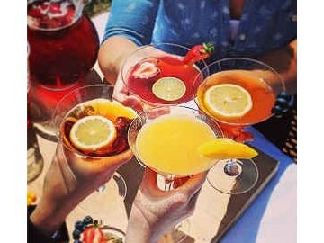 It’s Mar-TEA-ni Monday! Shake It Up With Our 3 Iced Tea Recipes! It’s Mar-TEA-ni Monday! Shake It Up With Our 3 Iced Tea Recipes!