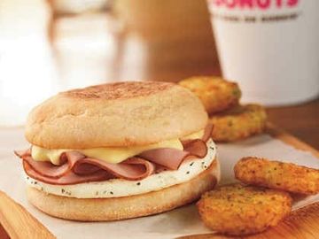 Chef’s Corner: Dunkin’ Brings Eggs Benedict Breakfast Sandwich to On-the-Go Guests! Chef’s Corner: Dunkin’ Brings Eggs Benedict Breakfast Sandwich to On-the-Go Guests!
