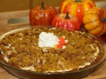 Chef's Corner: Pumpkin Muffin Cheesecake Pie Chef's Corner: Pumpkin Muffin Cheesecake Pie