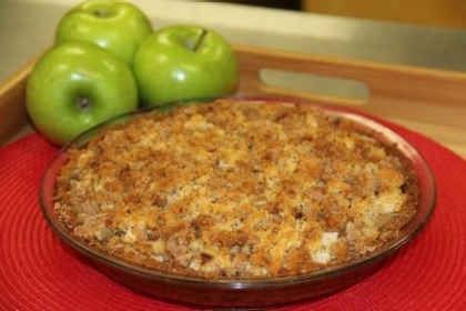 Chef’s Corner: Kicking-off the Fall Season with Coffee Cake Muffin Apple Pie