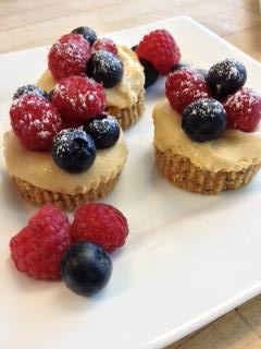 Chef’s Corner: Mother’s Day Berry Blast Mocktail and Latte Cheesecake Bites