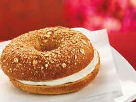 From Round to Twisted to Bite-Sized: Dunkin’ Donuts Celebrates 15 Years of Bagels on National Bagel Day