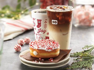 It’s a Joyful Holiday Season at Dunkin’ Donuts with New Crème Brulée Macchiato, Candy Cane Crunch Donut and Boston Kreme Croissant Donut It’s a Joyful Holiday Season at Dunkin’ Donuts with New Crème Brulée Macchiato, Candy Cane Crunch Donut and Boston Kreme Croissant Donut
