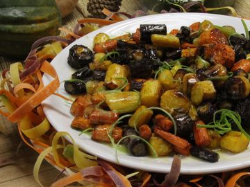 Dunksgiving Sides: Dark Roast Coffee Marinated Brussels Sprouts and Roasted Carrots with Harmony Leaf Green™ Tea Miso Butter Dunksgiving Sides: Dark Roast Coffee Marinated Brussels Sprouts and Roasted Carrots with Harmony Leaf Green™ Tea Miso Butter
