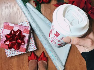 Show Us Where You Stand For Week Two of Our “DDCoffeeJoy” Instagram Sweepstakes Show Us Where You Stand For Week Two of Our “DDCoffeeJoy” Instagram Sweepstakes