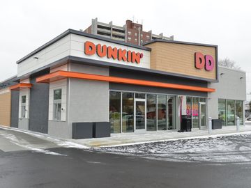 Dunkin’ Donuts Unveils Next Generation Concept Store in Quincy, MA Dunkin’ Donuts Unveils Next Generation Concept Store in Quincy, MA