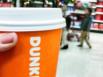 Get a Free Lyft Ride to Dunkin’ for Your Espresso Fix This Black Friday Get a Free Lyft Ride to Dunkin’ for Your Espresso Fix This Black Friday