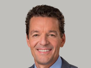 David Hoffmann Named Dunkin’ Brands CEO; Nigel Travis Appointed Executive Chairman David Hoffmann Named Dunkin’ Brands CEO; Nigel Travis Appointed Executive Chairman