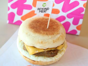 Celebrate National Sandwich Day with Dunkin’ 	