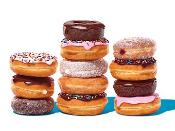Yeast Donut Vs. Cake Donut Vs. French Cruller: What’s The Difference? Yeast Donut Vs. Cake Donut Vs. French Cruller: What’s The Difference?