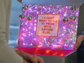 Patients at Boston Children’s Hospital Prompose with Dunkin’ 