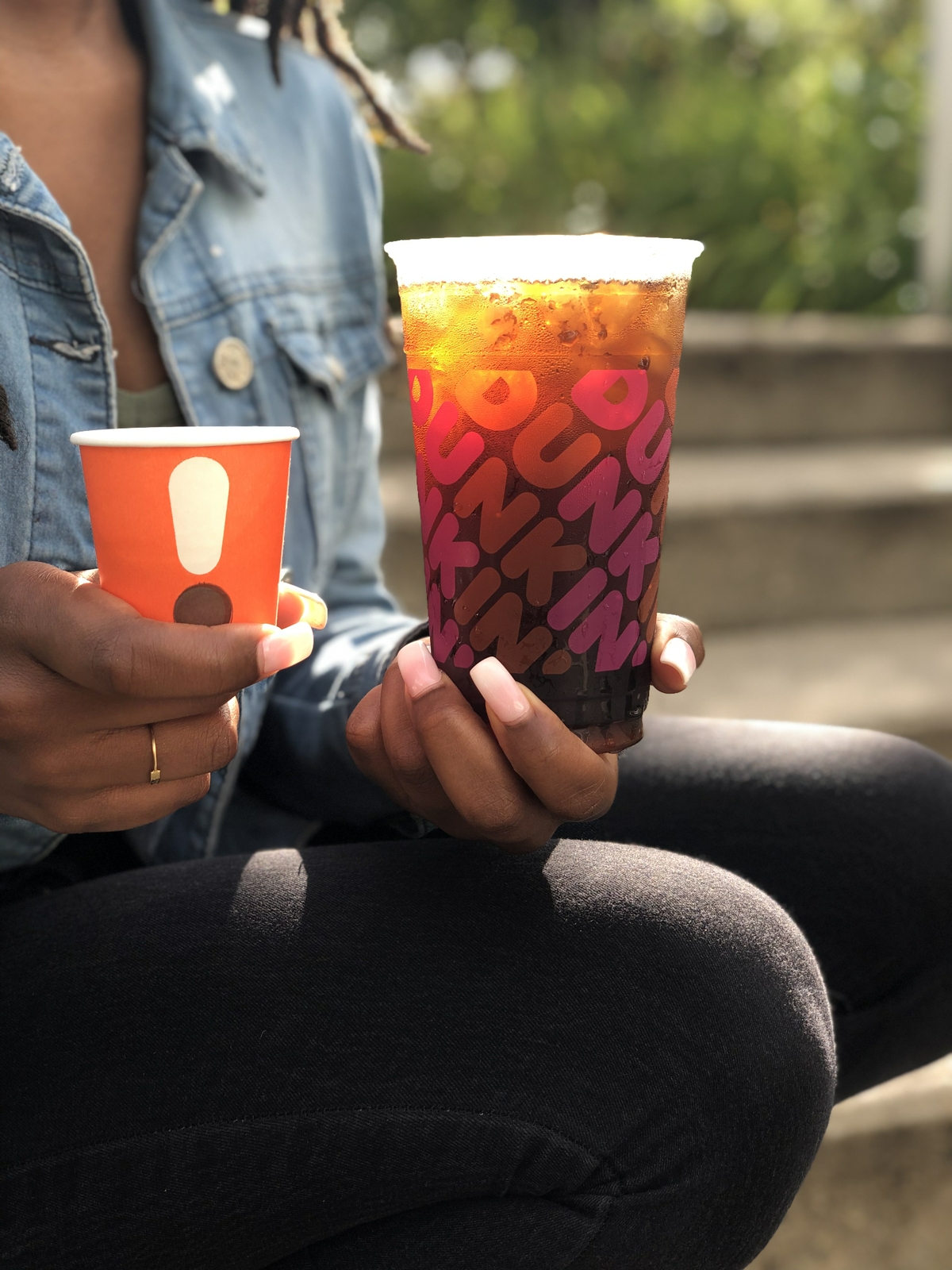 Dunkin’ Keeps You Running on “Back to the Grind Day” 
