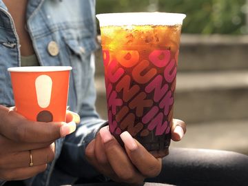 Dunkin’ Keeps You Running on “Back to the Grind Day” 