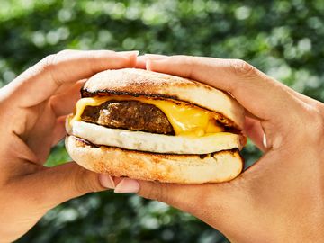 Dunkinā and Beyond Meat Accelerate Nationwide Launch of Beyond SausageĀ® Sandwich Dunkinā and Beyond Meat Accelerate Nationwide Launch of Beyond SausageĀ® Sandwich