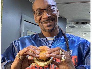 Snoop Dogg x Dunkin' Snoop Dogg x Dunkin'