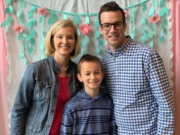 Local Kentucky Pastor and Son Pay It Forward at Dunkin’ In Honor of Late Wife Local Kentucky Pastor and Son Pay It Forward at Dunkin’ In Honor of Late Wife