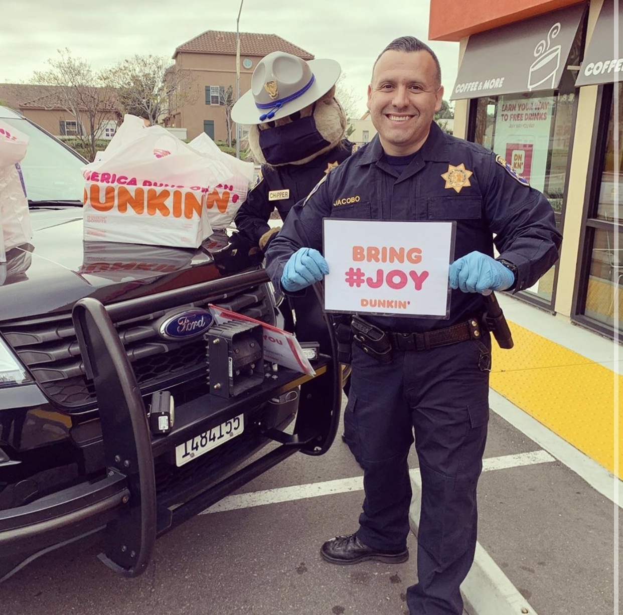 Keeping America Runnin’: San Diego Franchisee Offers Free Coffee to First Responders and Health Professionals 