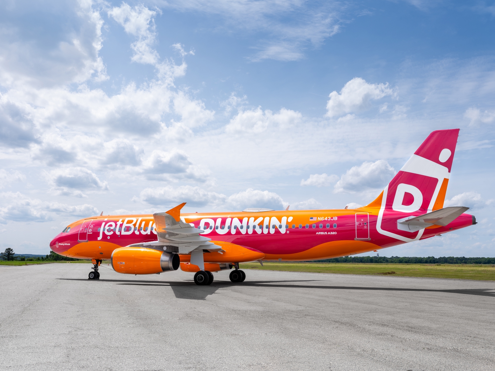 JetBlue x Dunkin': Brewing Altitude (Side)