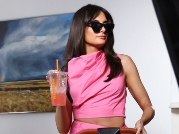 Dunkin’® Kicks Off a Summer of Refreshers with the Pink Spritz, Starring Giggly Squad Podcaster and TV Star Paige DeSorbo 