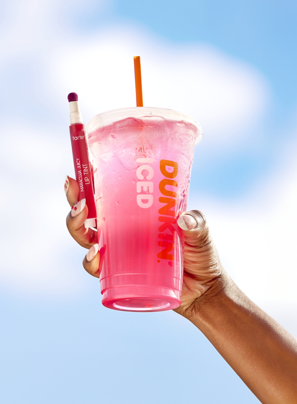 tarte x Dunkin' maracuja juicy lip tint + Dunkin' Refresher