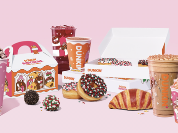 Dunkin’® Unwraps the Holidays With New Cookie Butter Cloud Latte, Berry Sangria Refresher and Bacon Jam Creations Dunkin’® Unwraps the Holidays With New Cookie Butter Cloud Latte, Berry Sangria Refresher and Bacon Jam Creations
