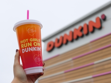 Hot Girls Run on Dunkin' Cup Hot Girls Run on Dunkin' Cup
